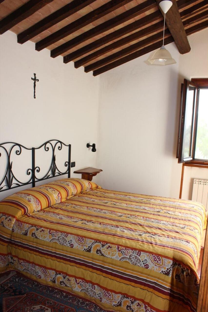 Agriturismo La Ginestrella Civitella D'Arna Kamer foto