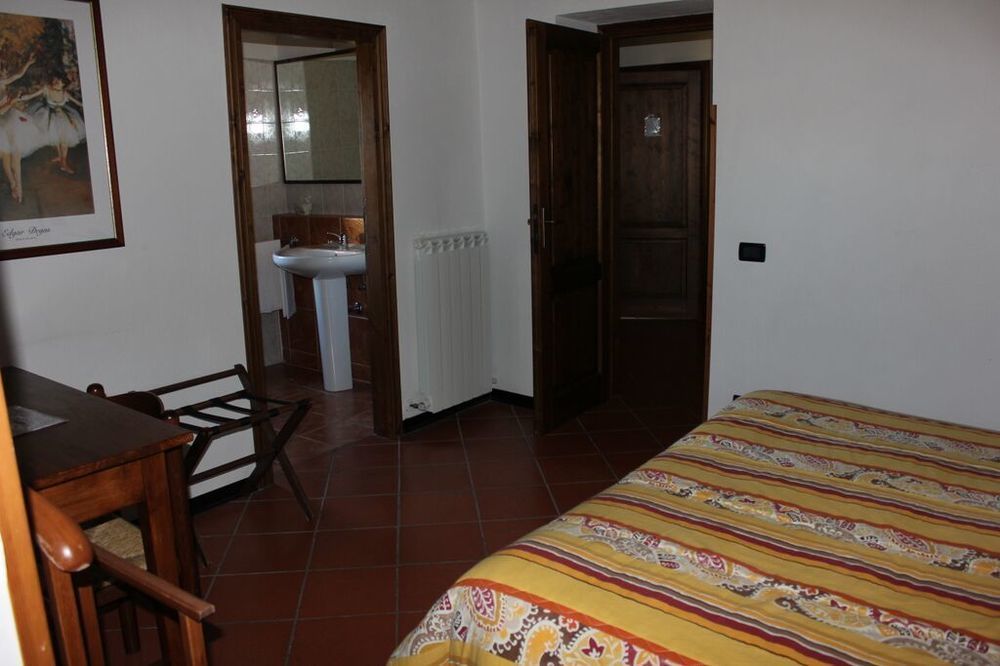 Agriturismo La Ginestrella Civitella D'Arna Buitenkant foto